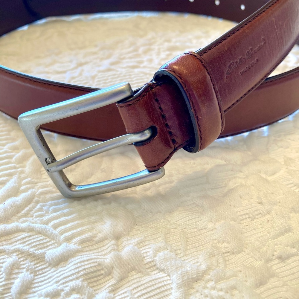 Men's Eddie Bauer Leather Belt - Picture 3 of 10
